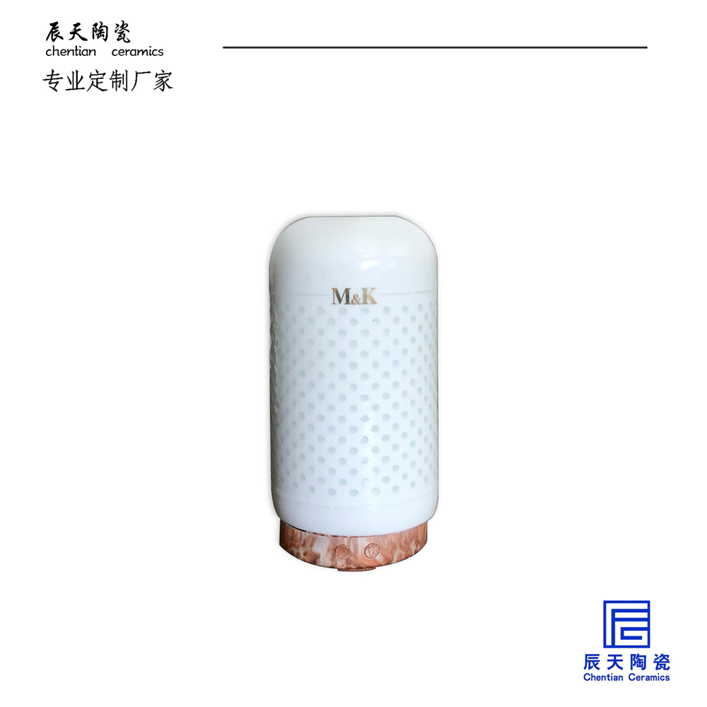 <b>虎彩集團定制 純色現(xiàn)代簡約陶瓷燈罩</b>